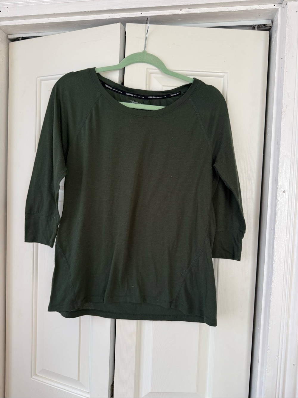 Calvin Klein Olive Green 3/4 Sleeve Crewneck Top